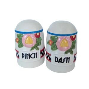 Cute Vintage Ceramic Pinch and Dash Salt and Pepper Shakers